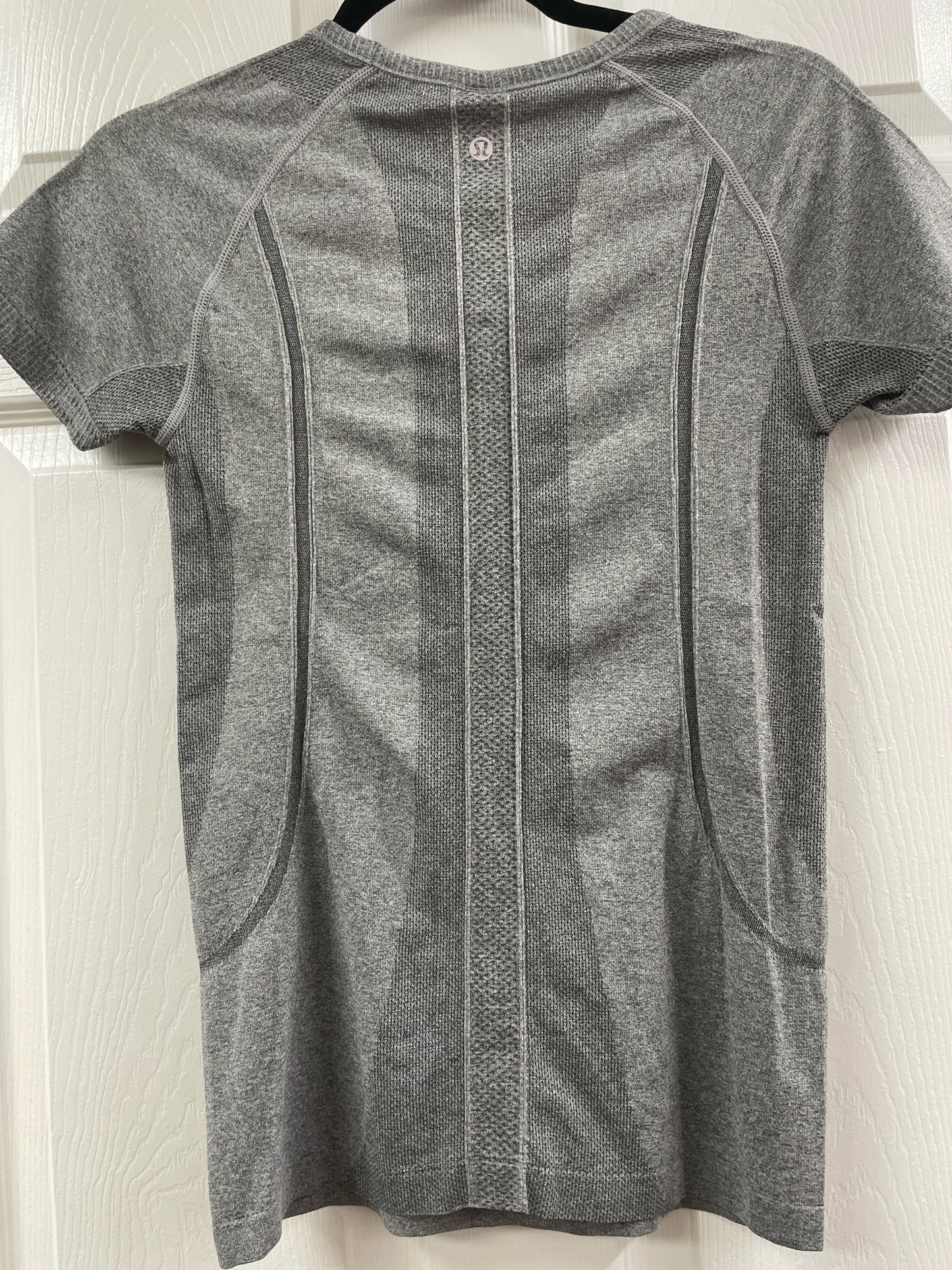 Size 6 LuLuLemon Shirt