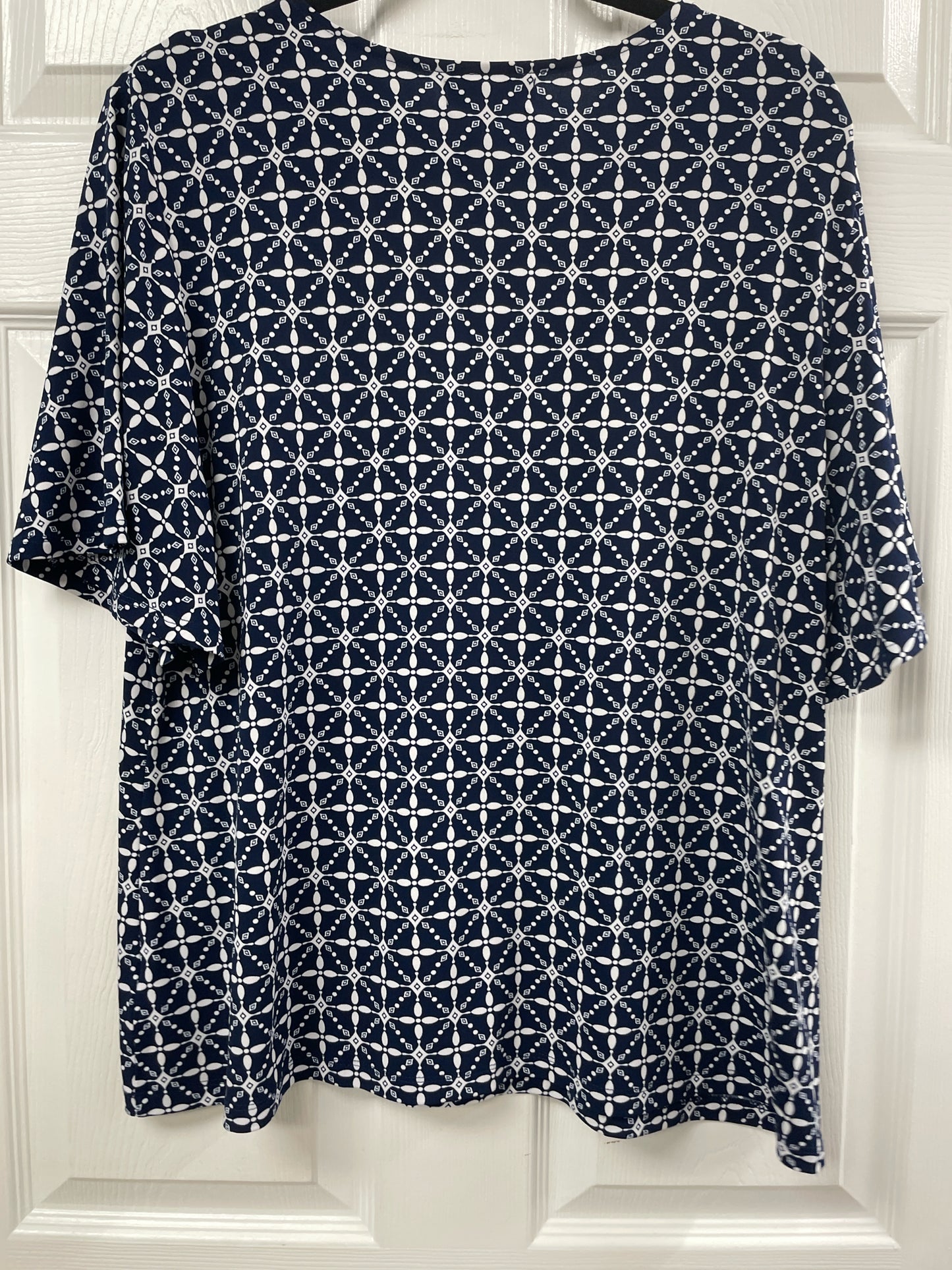 Size XL Liz Claiborne Shirt