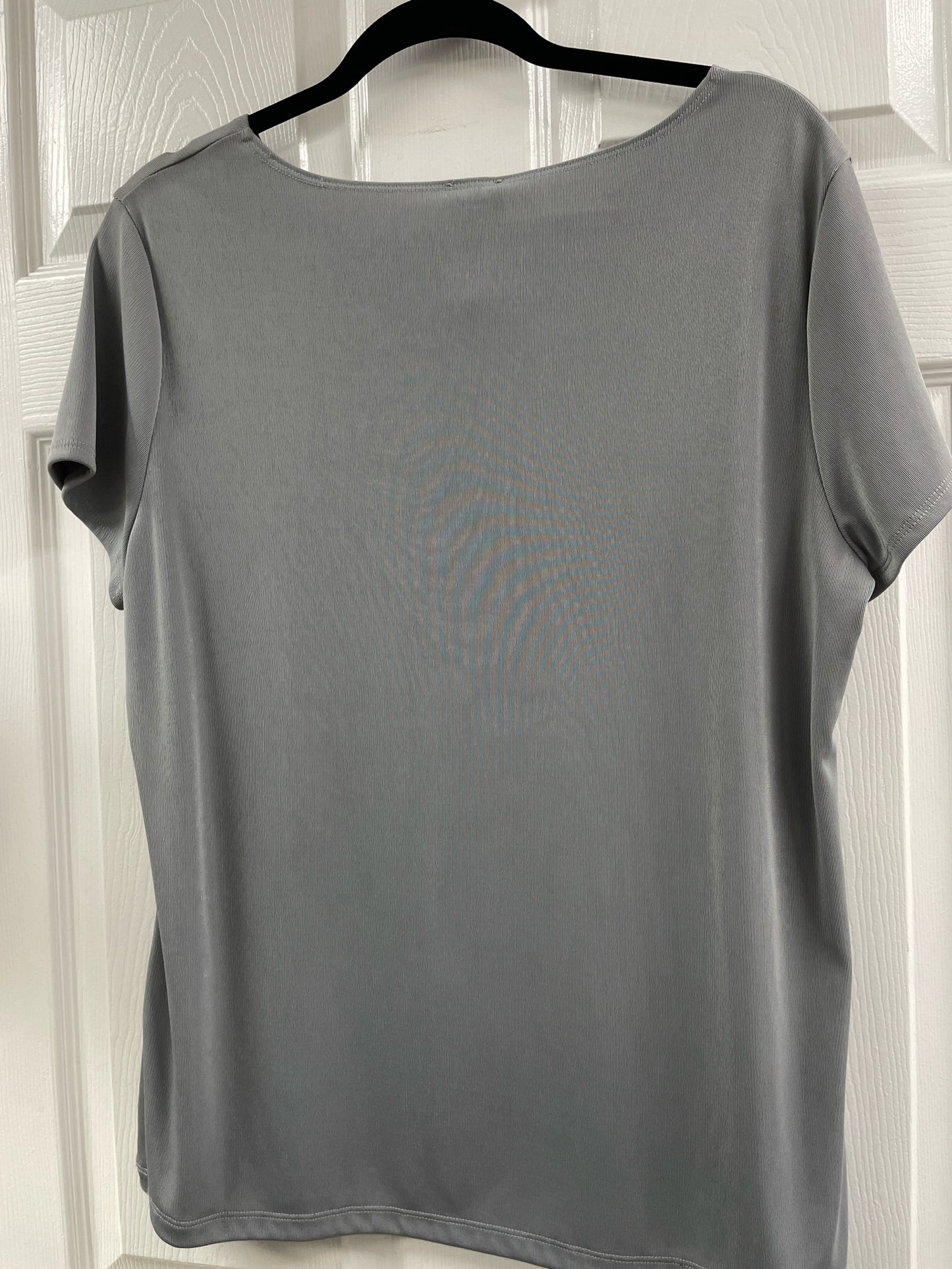 Size L Chico's Shirt