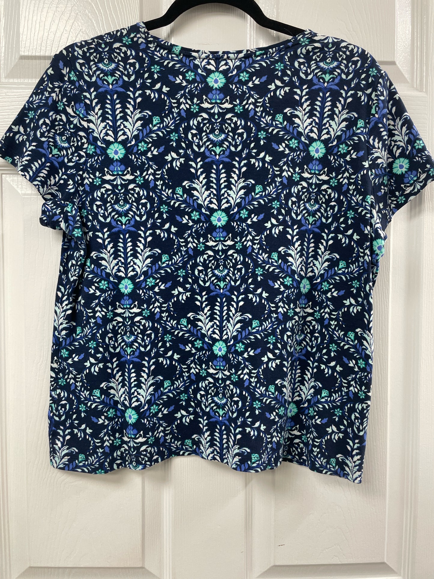 Size XL Petite Croft & Barrow Shirt