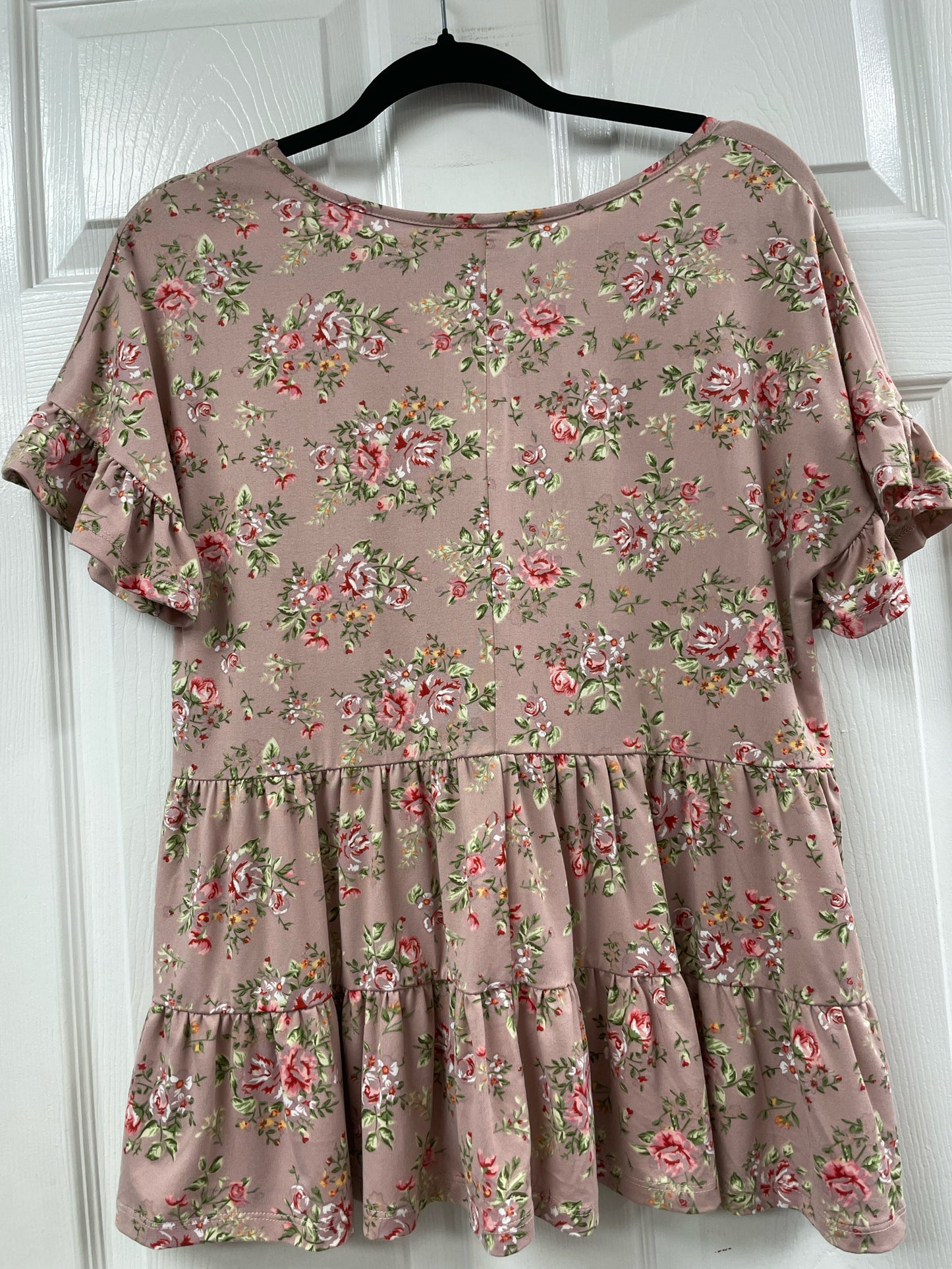 Size S Ninexis Shirt
