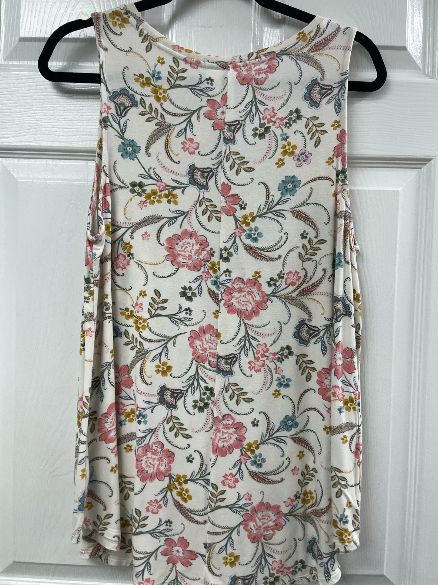 Size L Old Navy Sleeveless