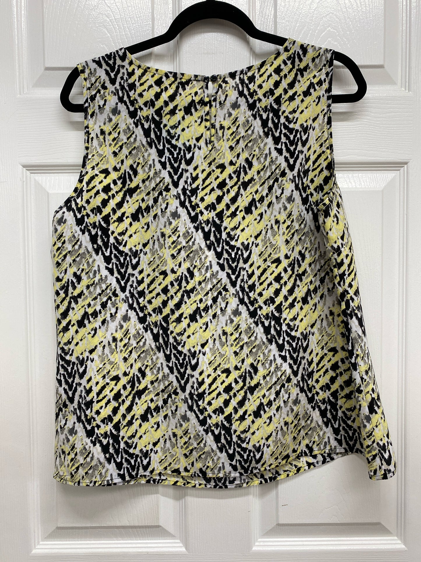 Size L Christopher & Banks Sleeveless
