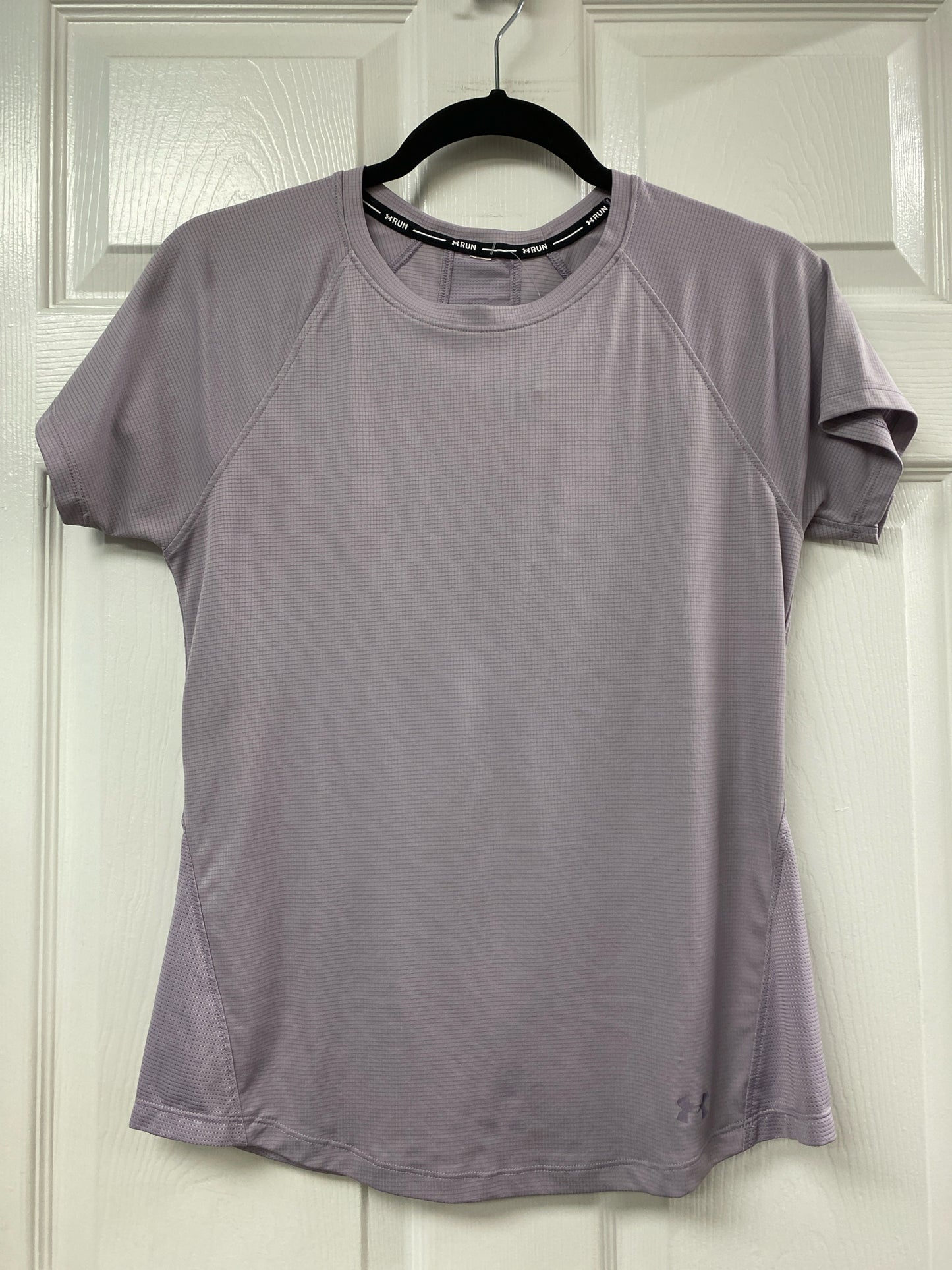 Size XS Under Armour Shirt