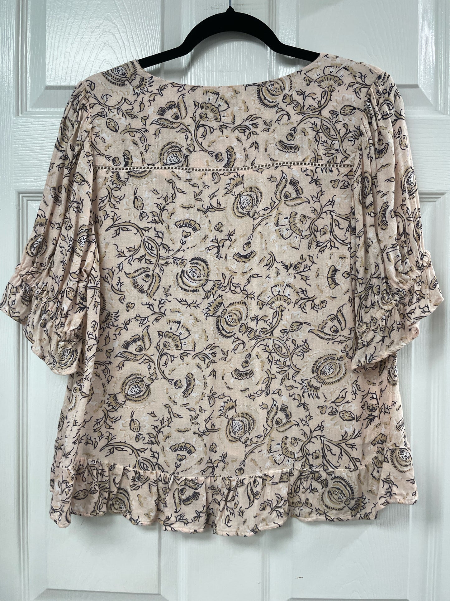 Size M Lucky Brand Shirt