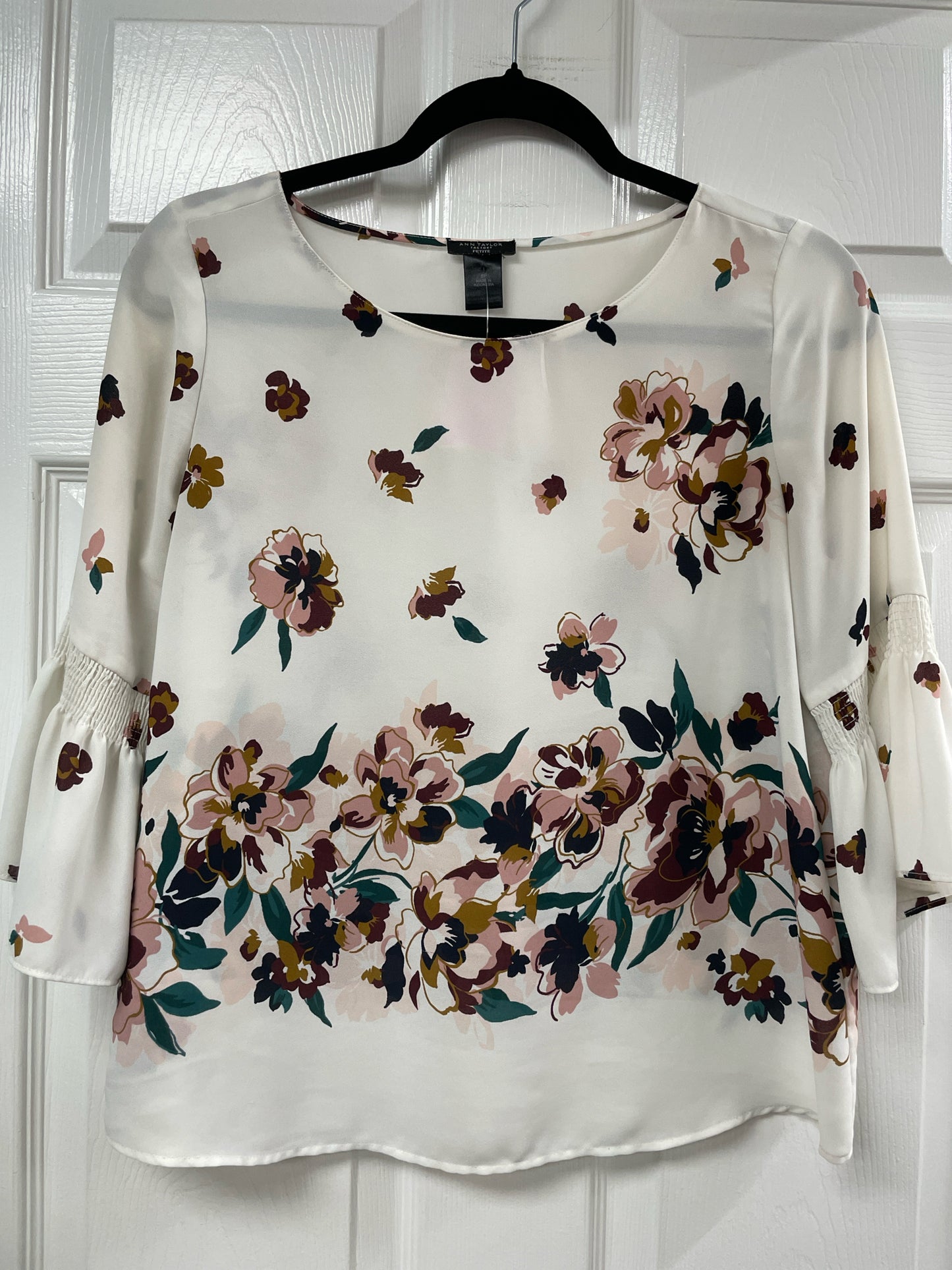 Size S Petite Ann Taylor Shirt