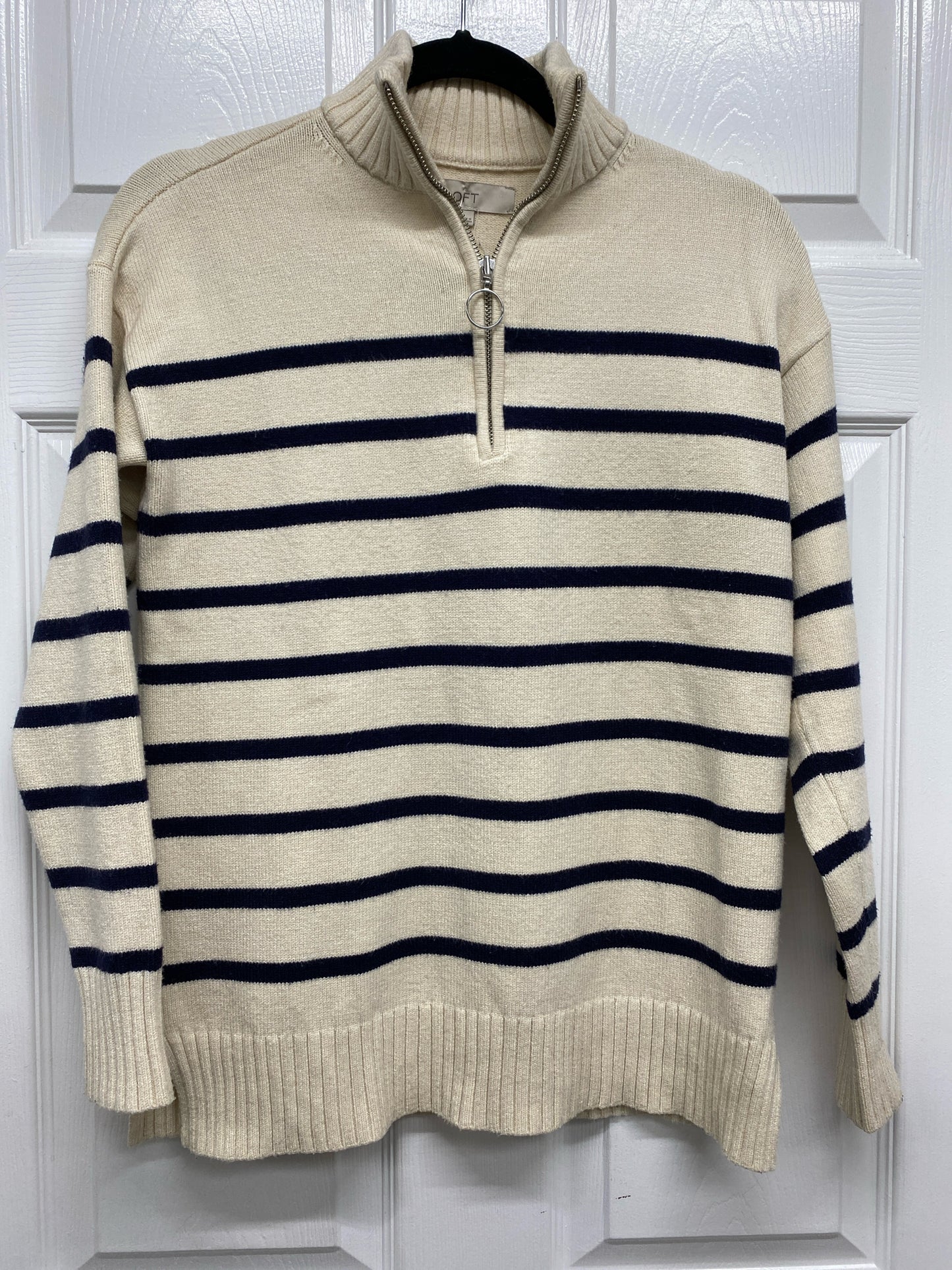 Size XS Loft 1/4 Zip