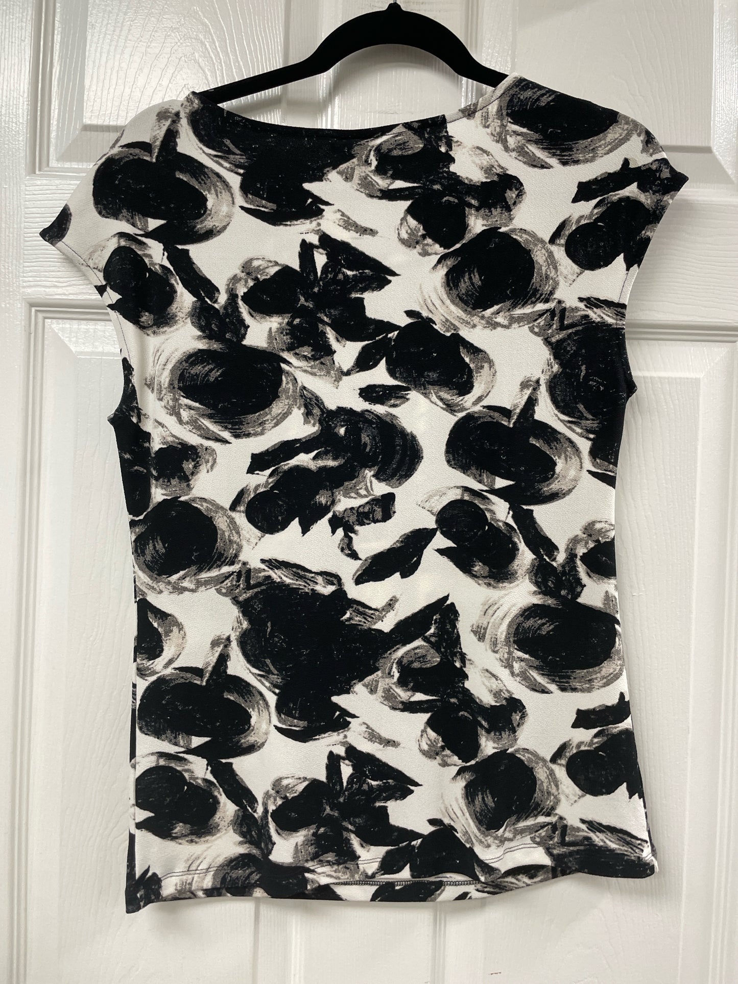 Size M Ann Taylor Shirt