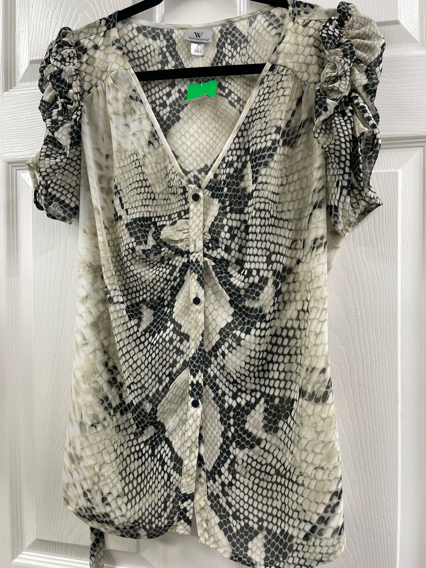 Size L Worthington Shirt