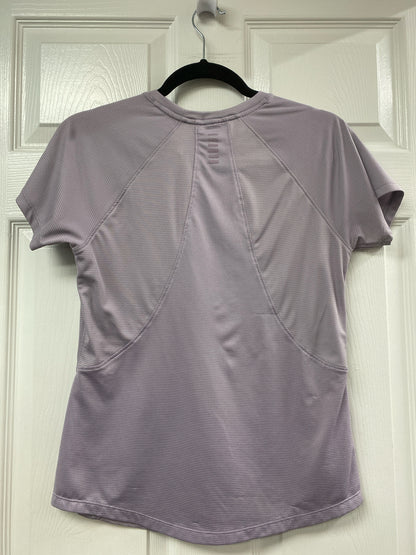 Size XS Under Armour Shirt