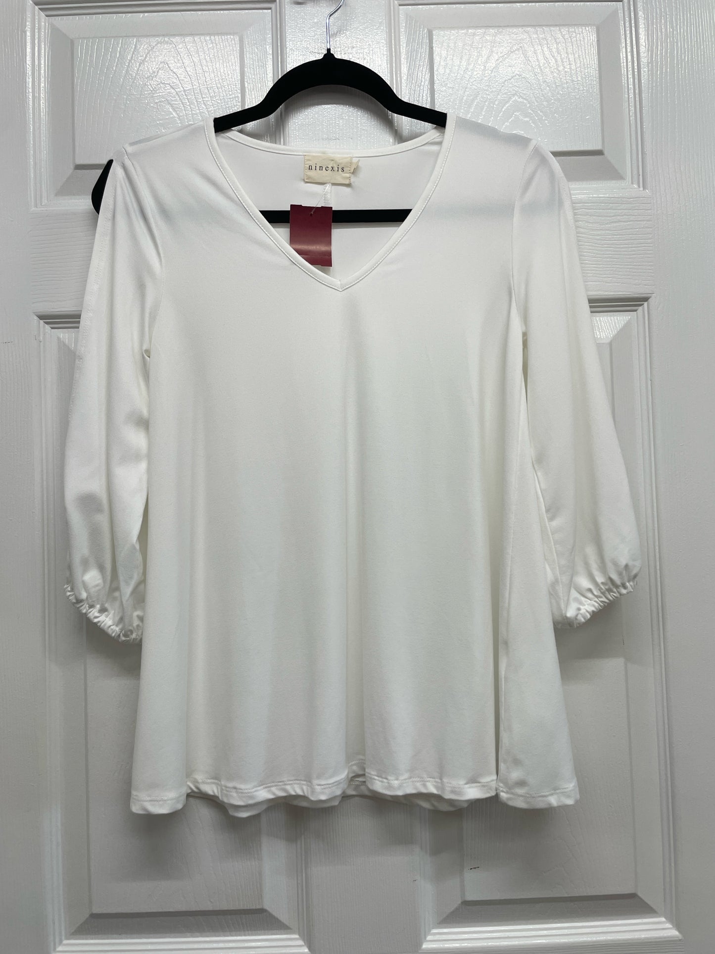 Size S Ninexis Shirt
