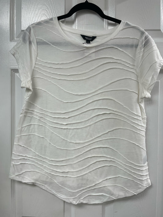 Size L Simply Vera Wang Shirt