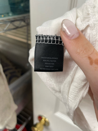 Size L Simply Vera Wang Shirt
