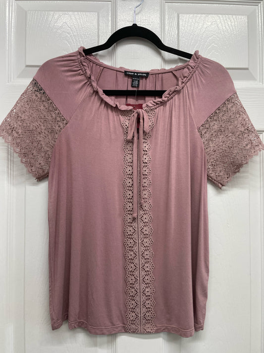 Size XS Cable & Gauge Shirt