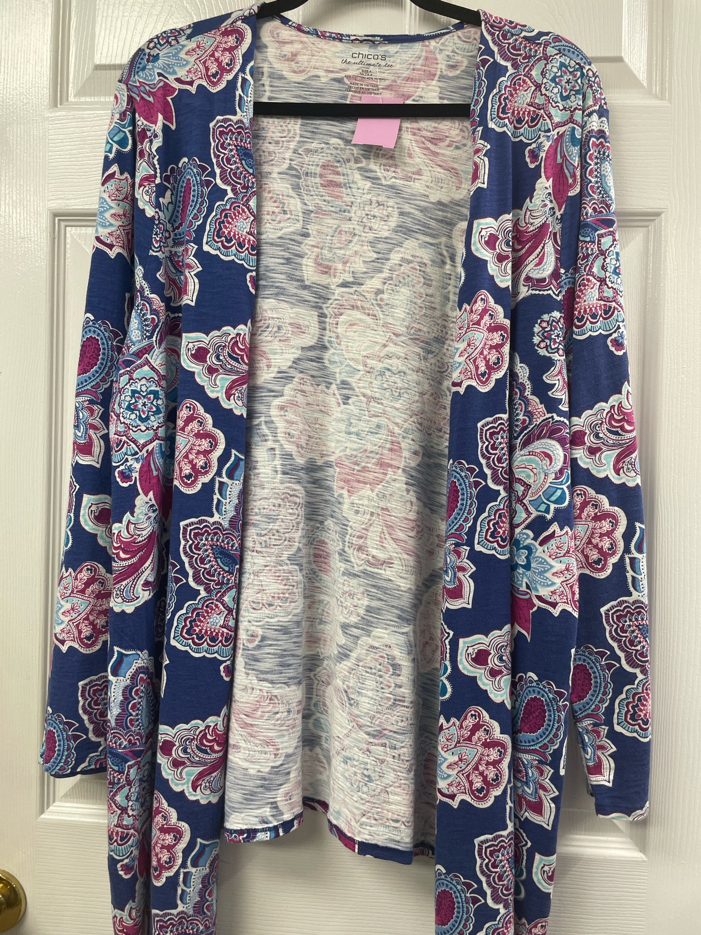 Size 2X/20 Chico's Cardigan