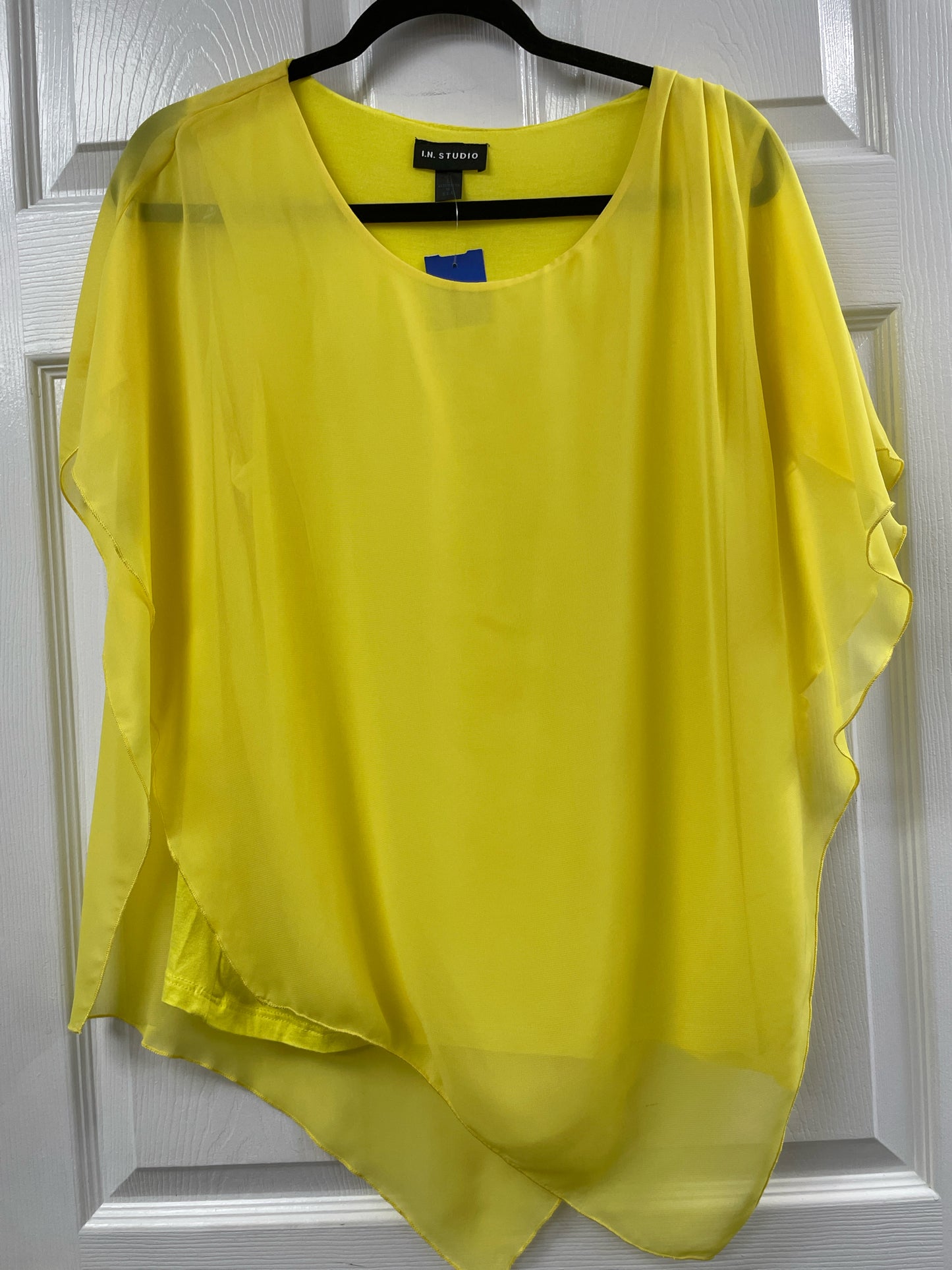 Size L I.N. Studio Shirt