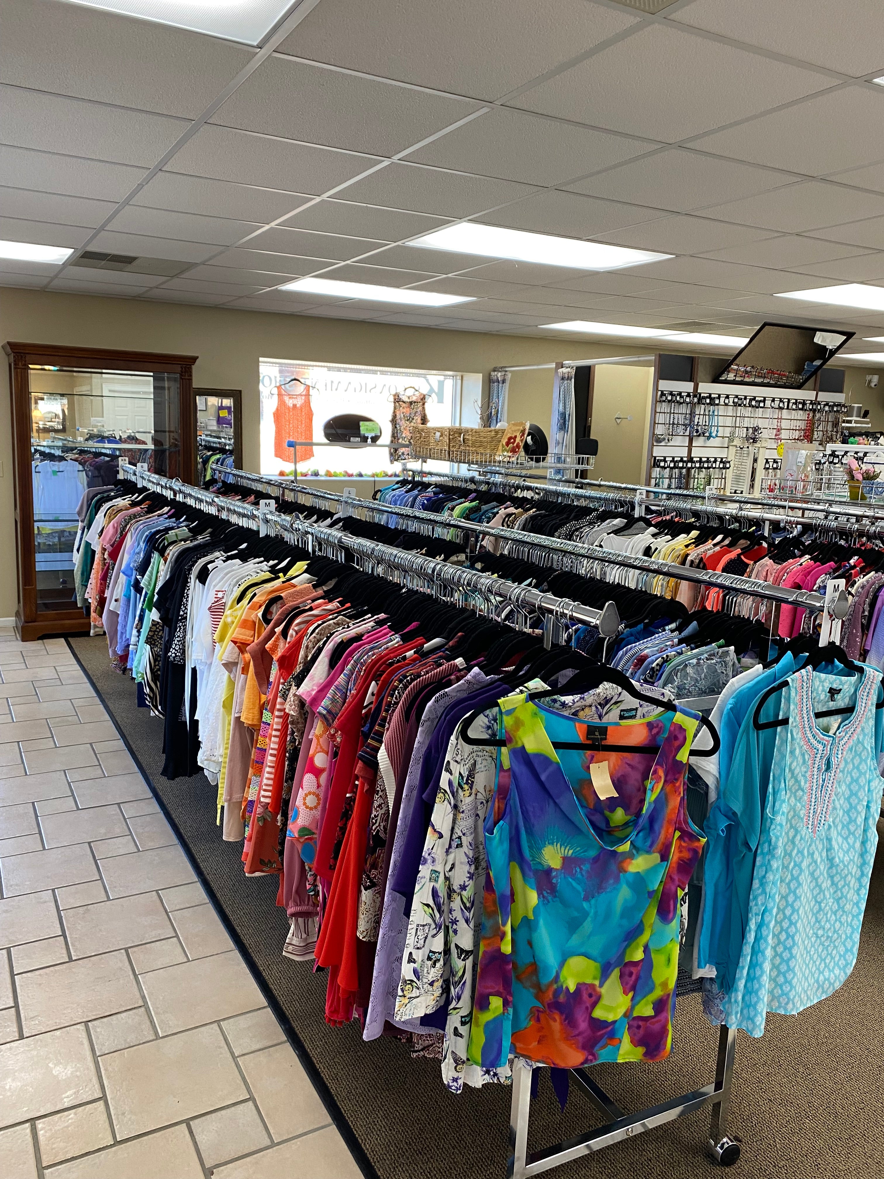 K's Consignment Shop in Jefferson City, MO - photo 2