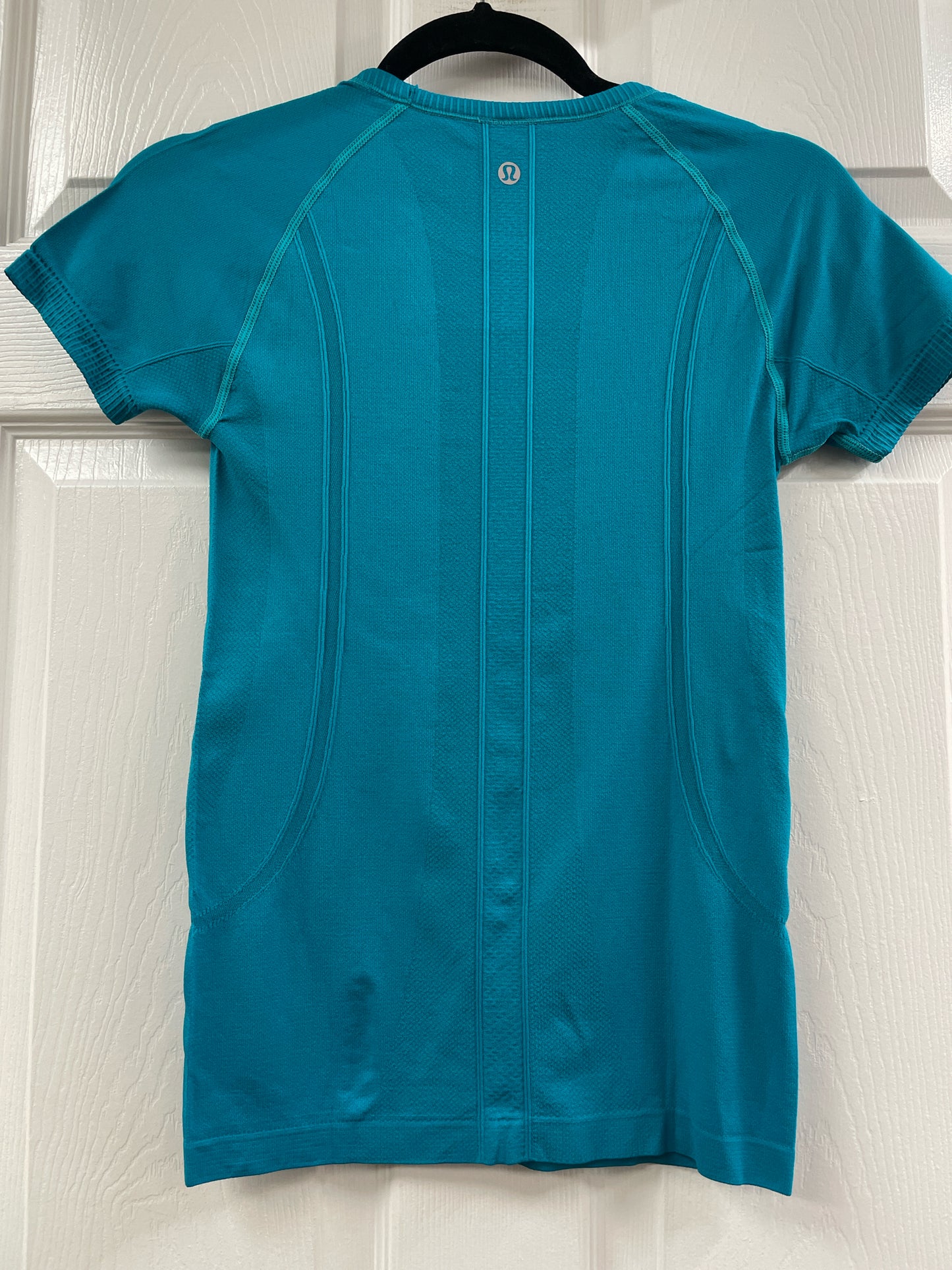 Size 4 LuLuLemon Shirt