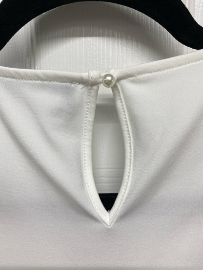 Size L Karl Lagerfeld Sleeveless