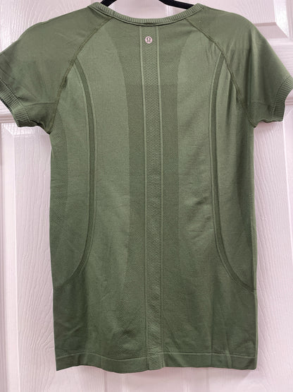 Size 6 LuLuLemon Shirt